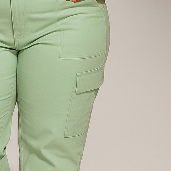 Plus size cargo pants - Picture 2 of 4